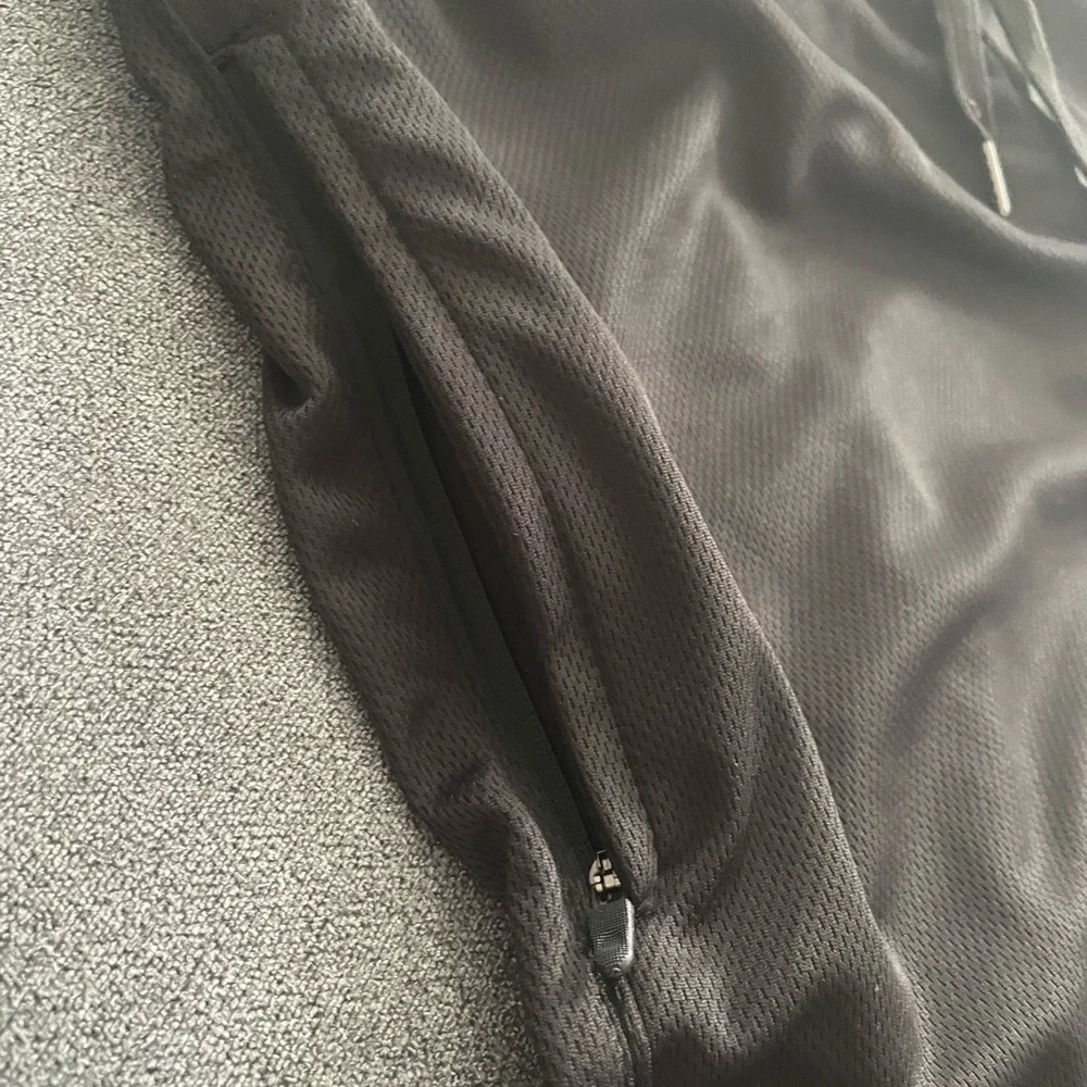 Men’s Gym Shorts NWT